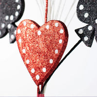 
              26" Poker Suits Spray
            