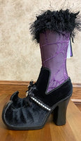 
              Spooky Witch Boot Decoration – Halloween Decor
            