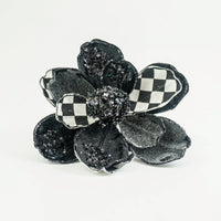 
              Magnolia Clip Checkered- Black/White
            