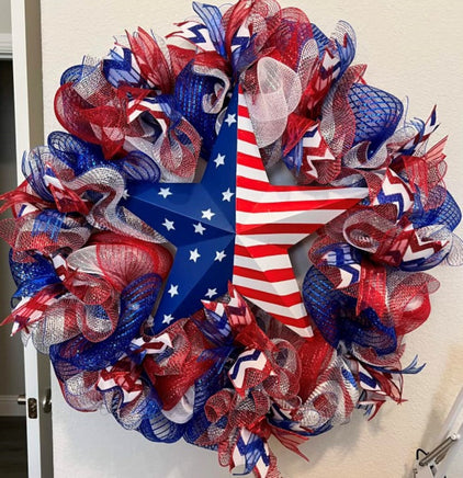 16" Patriotic Star Metal Wall Decor