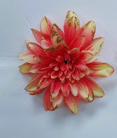 
              6.5" Dahlia Clip
            