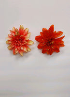 
              6.5" Dahlia Clip
            