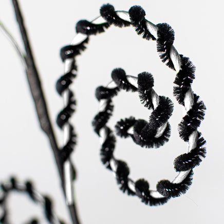 26" Chenille Curly Spray: White & Black